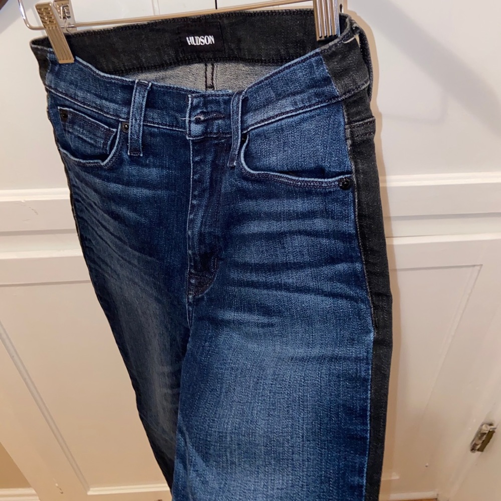 HUDSON Jeans